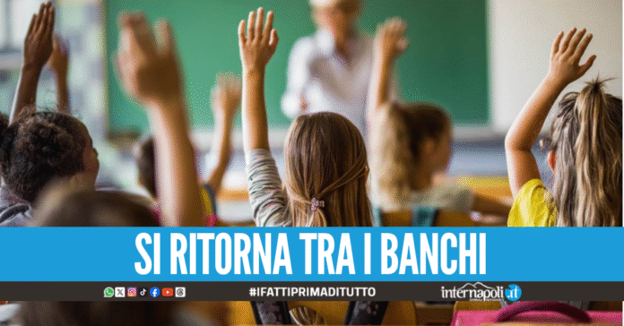 Ritorno a scuola in Campania, pubblicato il calendario di inizio lezioni e festività