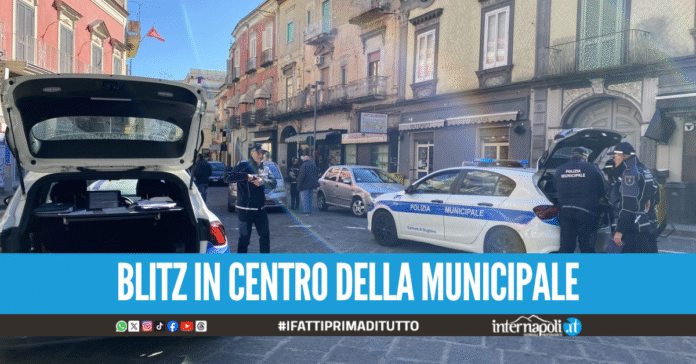 Bar e negozi abusivi e lavori senza autorizzazione, raffica di multe e denunce a Giugliano