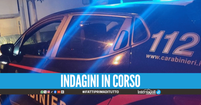 Esplosione nella notte in provincia di Napoli, bomba distrugge un'auto
