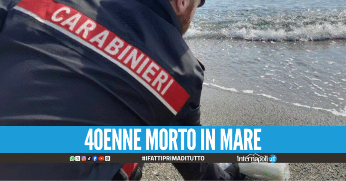 Giallo a Meta di Sorrento, trovato il cadavere di un uomo incastrato tra gli scogli