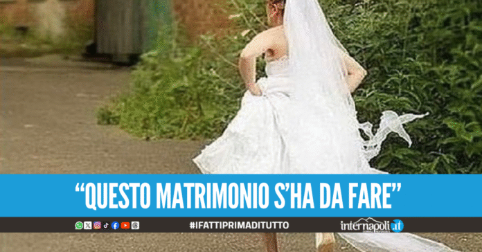 Sposa in ritardo per le nozze, il prete fa iniziare il matrimonio senza di lei: 