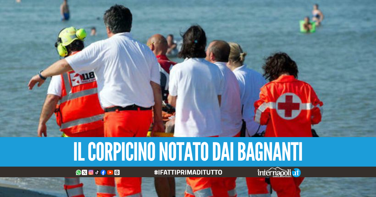 Tragedia in vacanza, bimba di 4 anni muore annegata in mare