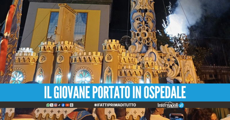 Violenza durante la festa dei Gigli a Villaricca, 18enne accerchiato e picchiato