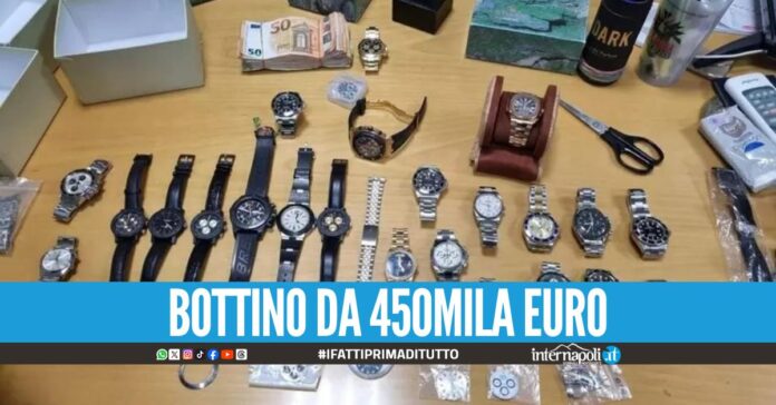 Vendevano orologi di lusso rubati, 9 arresti tra Napoli e Caserta