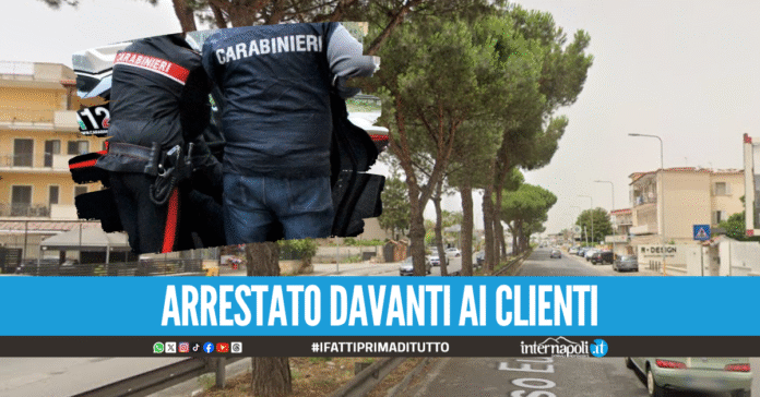 Blitz fuori al bar sul doppio senso a Villaricca, arrestato parcheggiatore-pusher