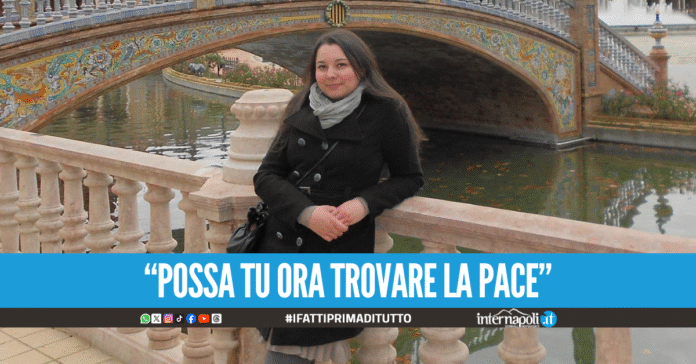 Carmela Cipro, lacrime per la vigilessa morta all'ottavo mese di gravidanza: Per sempre nei nostri cuori