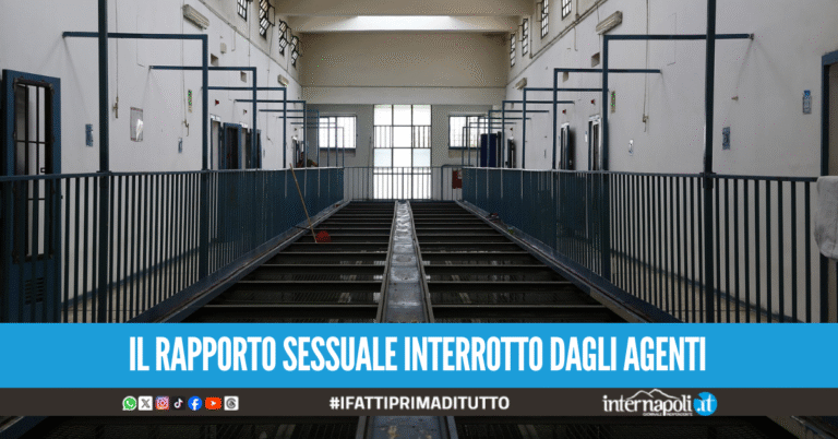Sesso durante un colloquio in carcere davanti al figlio minorenne, detenuta a processo Sesso durante un colloquio in carcere davanti al figlio minorenne, detenuta a processo