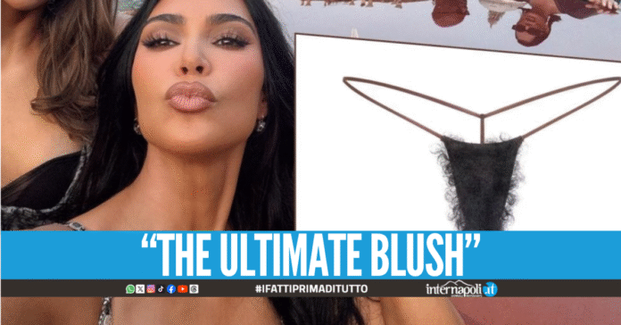 Kim Kardashian lancia una linea di perizomi con il pelo: 
