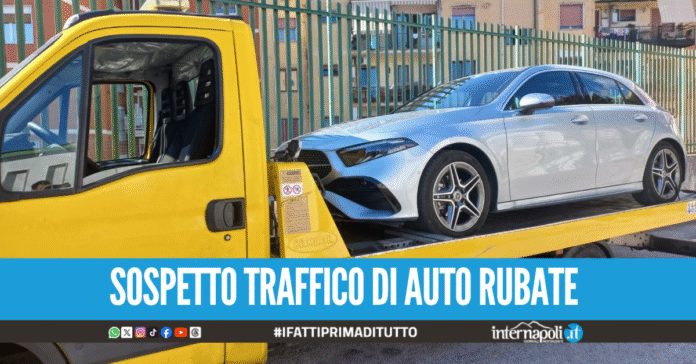 Mercedes sequestrata in via Pietravalle a Napoli, era stata rubata a Barcellona