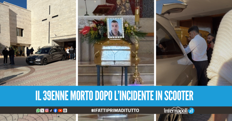 "Sii la luce che veglierà sulla tua famiglia", lacrime e dolore a Villaricca per i funerali di Mario Valletta
