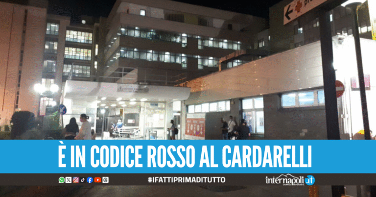 Investito mentre attraversa sulle strisce a via Foria, 16enne di Giugliano ricoverato in fin di vita