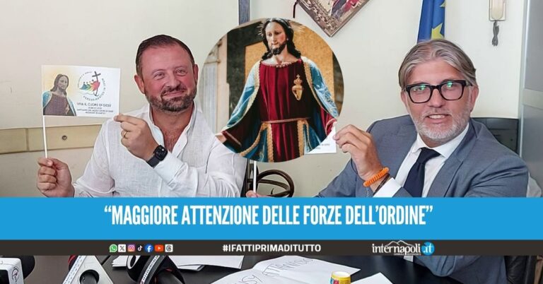 Il manto d'oro del Sacro Cuore sfilerà nelle strade per la Festa a Mugnano