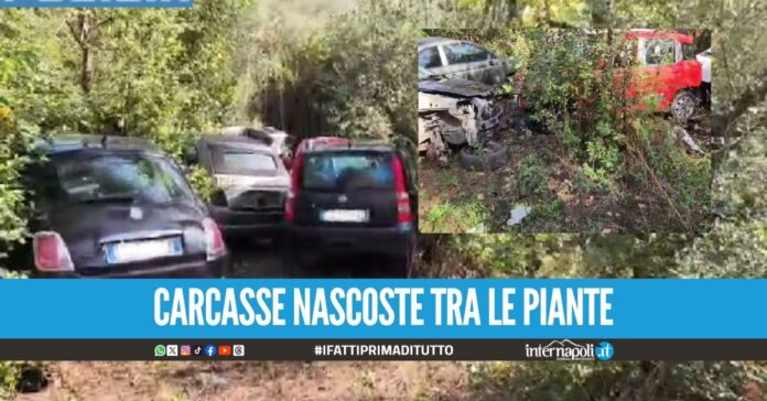 Scovato un 'cimitero' di auto rubate in un terreno a Castel Volturno