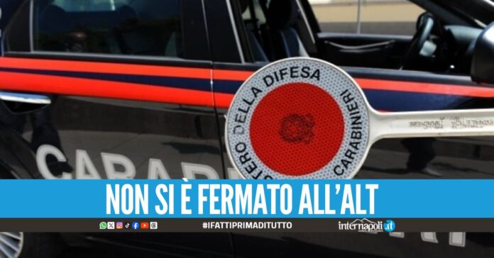 Tenta la fuga senza patente, 31enne di Ponticelli bloccato in strada