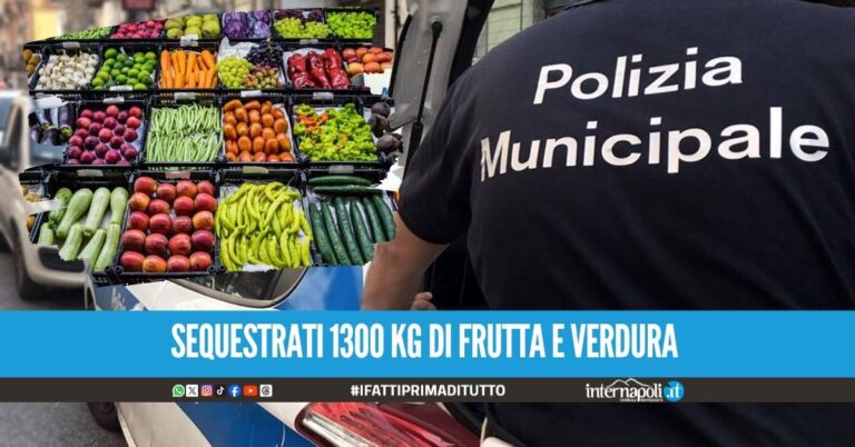 Chiuso il mercatino di Pianura, scoperte le bancarelle abusive