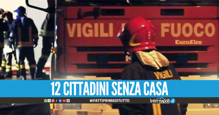 Incendio in una palazzina a Bacoli, tre feriti gravi e quattro famiglie sgomberate