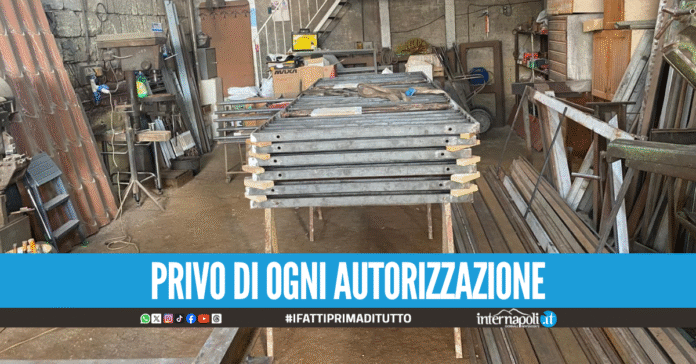 Inquinamento ambientale ad Afragola, denunciato fabbro fantasma