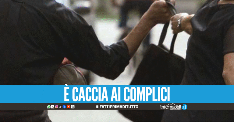 Napoli, scippano una donna e fuggono sul Lungomare: arrestato minore