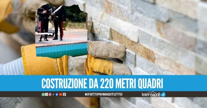 Sequestrato un villino abusivo a Napoli, c'era anche la piscina