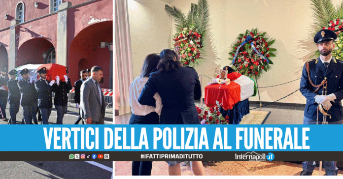 Bara avvolta dal Tricolore, lacrime e applausi a Napoli l'addio al poliziotto ucciso in servizio