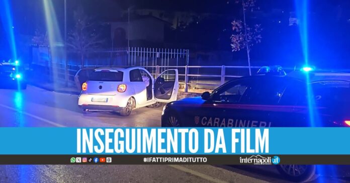 Si schianta con una Smart rubata, 19enne arrestato nel Napoletano