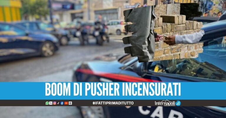 "Me la fumo io", 21enne beccato con marijuana e hashish a Napoli