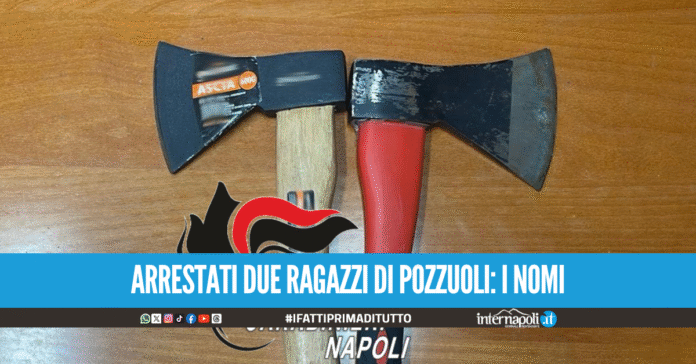 Droga, contanti e due asce nel cofano, denunciati due giovani di Giugliano