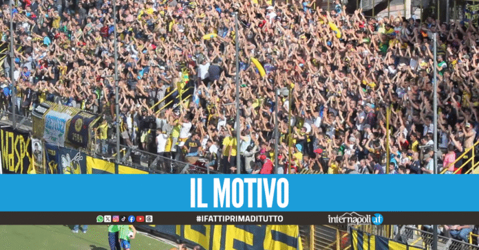 Tegola per i tifosi della Juve Stabia, vietate tutte le trasferte fino a febbraio