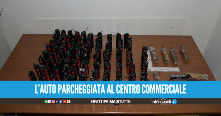 Botti e "Kobra" nascosti in auto e a casa, 25enne nei guai a Orta di Atella