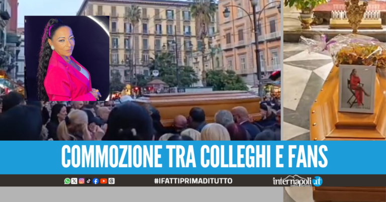 Ci lascia una grande artista, lacrime a Napoli al funerale di Rosy Viola