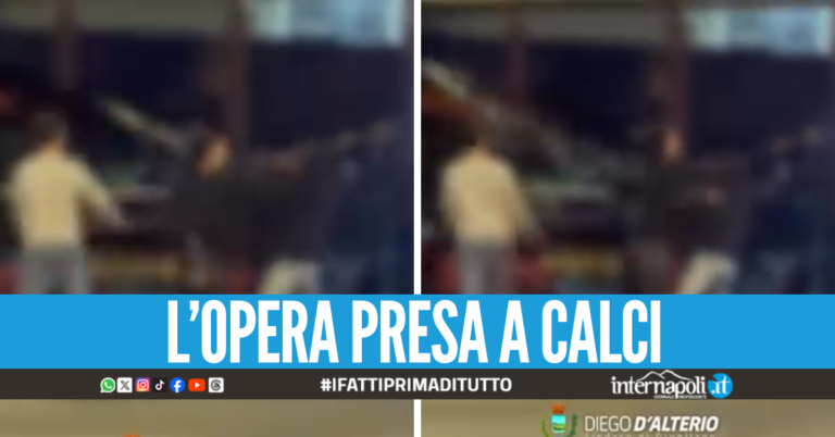 Vandali in azione a Giugliano, sfasciata l'installazione di "Live Painting" in piazza Matteotti