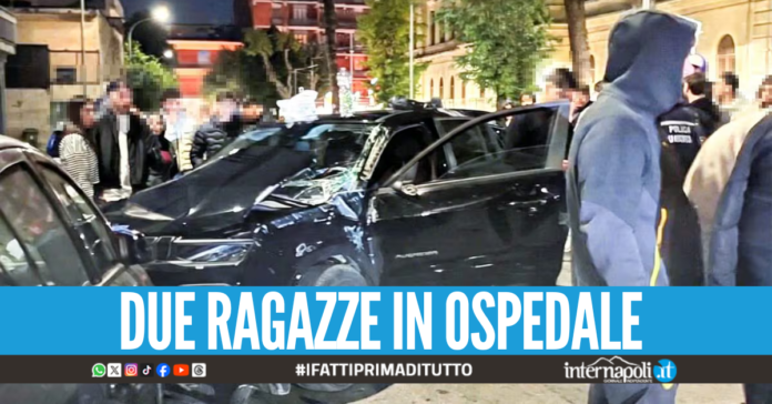 Tremendo incidente in centro a Giugliano, Jeep si ribalta dopo l'impatto