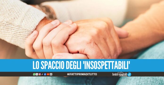 Pensionato oncologico nasconde 1 kg di hashish in casa a Pozzuoli