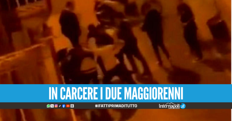 Minore picchiato dal branco e rapinato della catenina, misure cautelari per 5 giovani