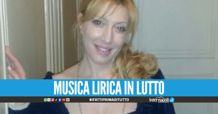Morta la cantante lirica Maristella Mariani, fatale il malore durante un concerto a Nola