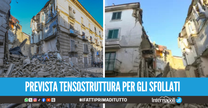 Crollo palazzina a Casoria, sale a 90 il numero degli sfollati: evacuate anche le case vicine