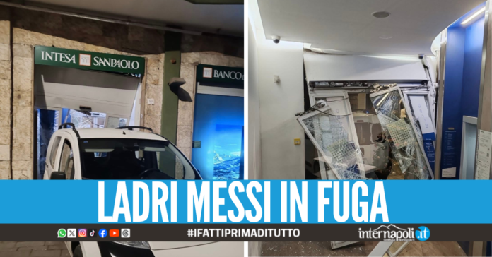Assalto notturno in banca a Casalnuovo, danneggiato il bancomat