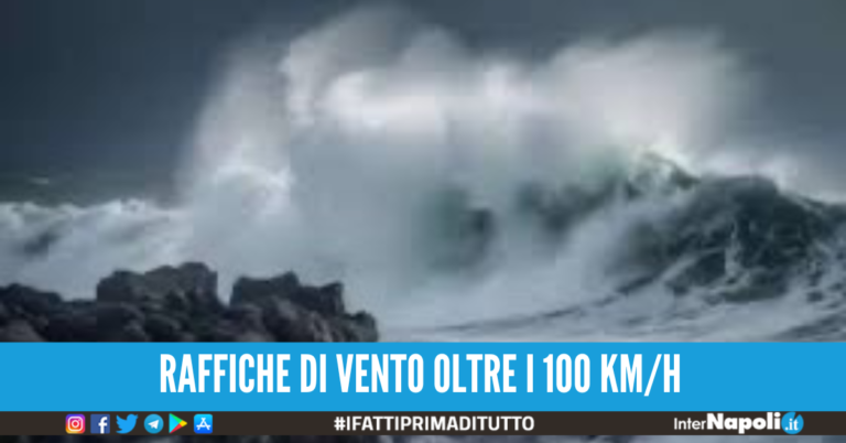 Maltempo, allerta rossa per il ciclone Harry: scuole chiuse In 3 regioni del Sud Italia
