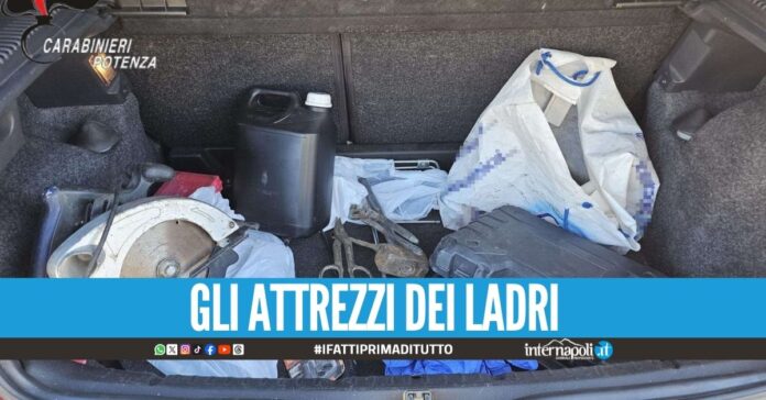 Furti contro negozi e case, beccati 3 'trasfertisti' di Napoli