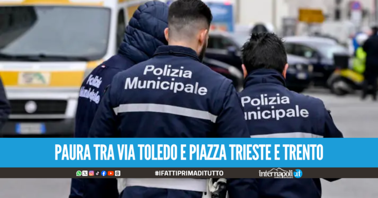 Follia a Napoli, in scooter nella ZTL investe il vigile che gli aveva intimato l'alt