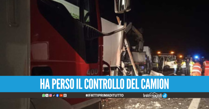 Tragico incidente sull'A2, muore 60enne di Napoli