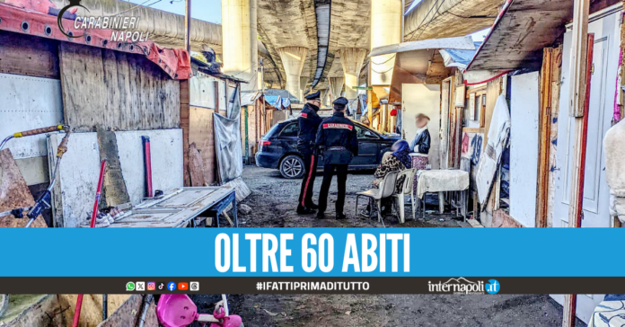 Blitz nel campo rom a Giugliano, 50mila euro di abiti di lusso nascosti nelle baracche