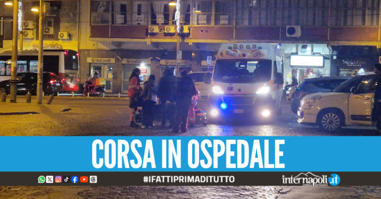 Sangue in centro a Napoli, giovani accoltellati durante la lite