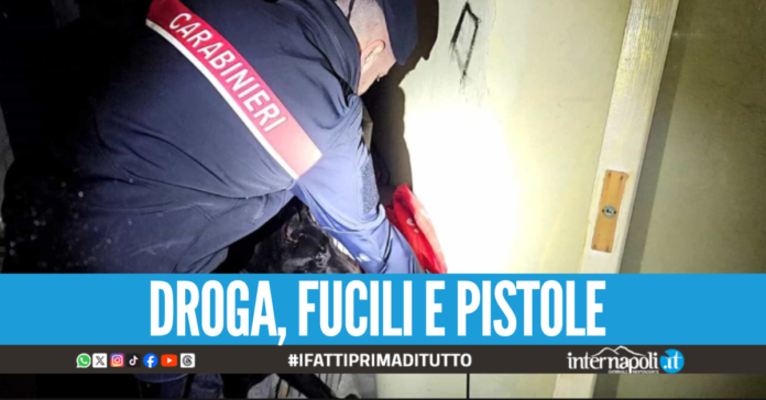 Blitz nel Vesuviano, maxi sequestro di armi e droga nei palazzoni della 219
