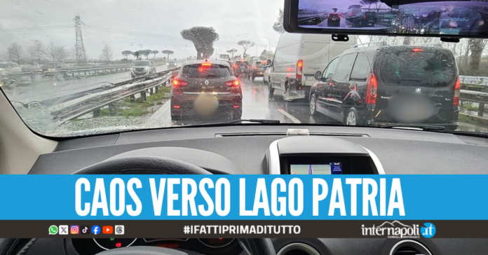 Grosso incidente a Giugliano, diverse auto coinvolte nella maxi carambola