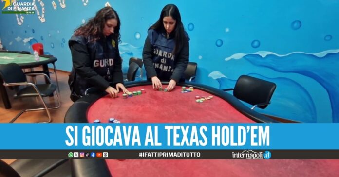Blitz nella bisca clandestina, un croupier intascava il Reddito di Cittadinanza