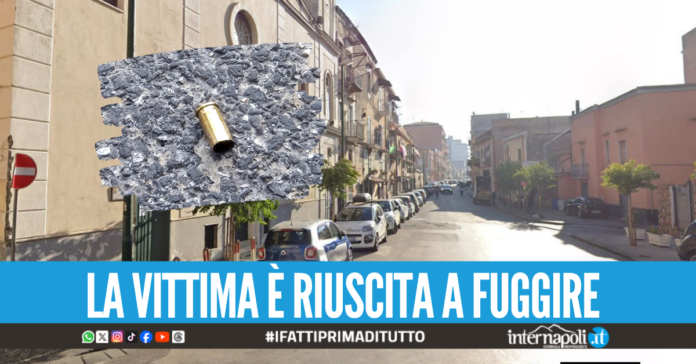 Agguato a Torre Annunziata, colpi di pistola contro uomo in scooter