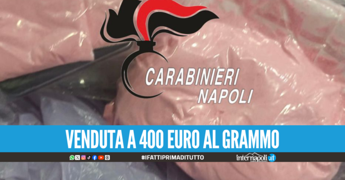 Napoli, 100mila euro di cocaina rosa con il figlio piccolo in casa: arrestata 29enne