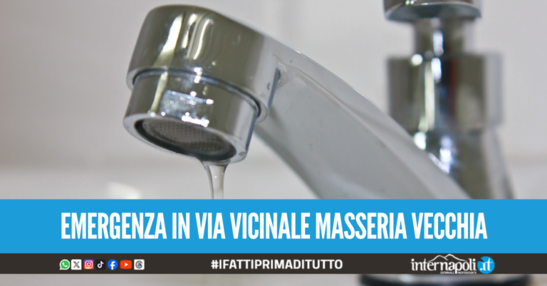 Manca l'acqua a Licola, rubinetti a secco da tre giorni e residenti in protesta