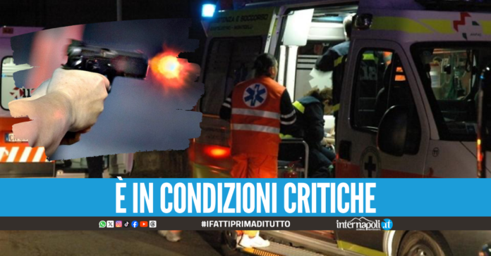 Agguato nel Napoletano, 37enne sparato in auto: proiettile a pochi centimetri dal cuore